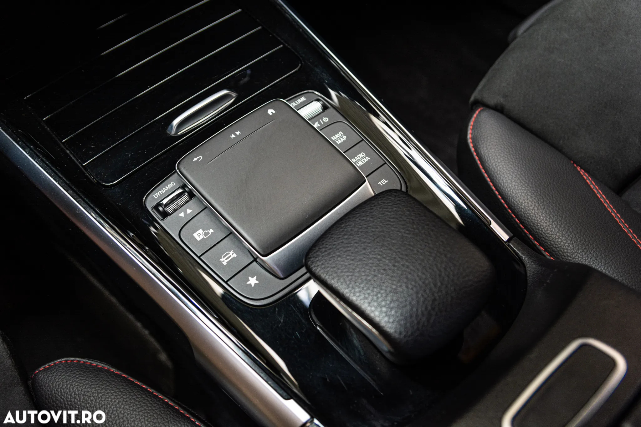 Mercedes-Benz GLB 200 d 8G-DCT AMG Line - 16