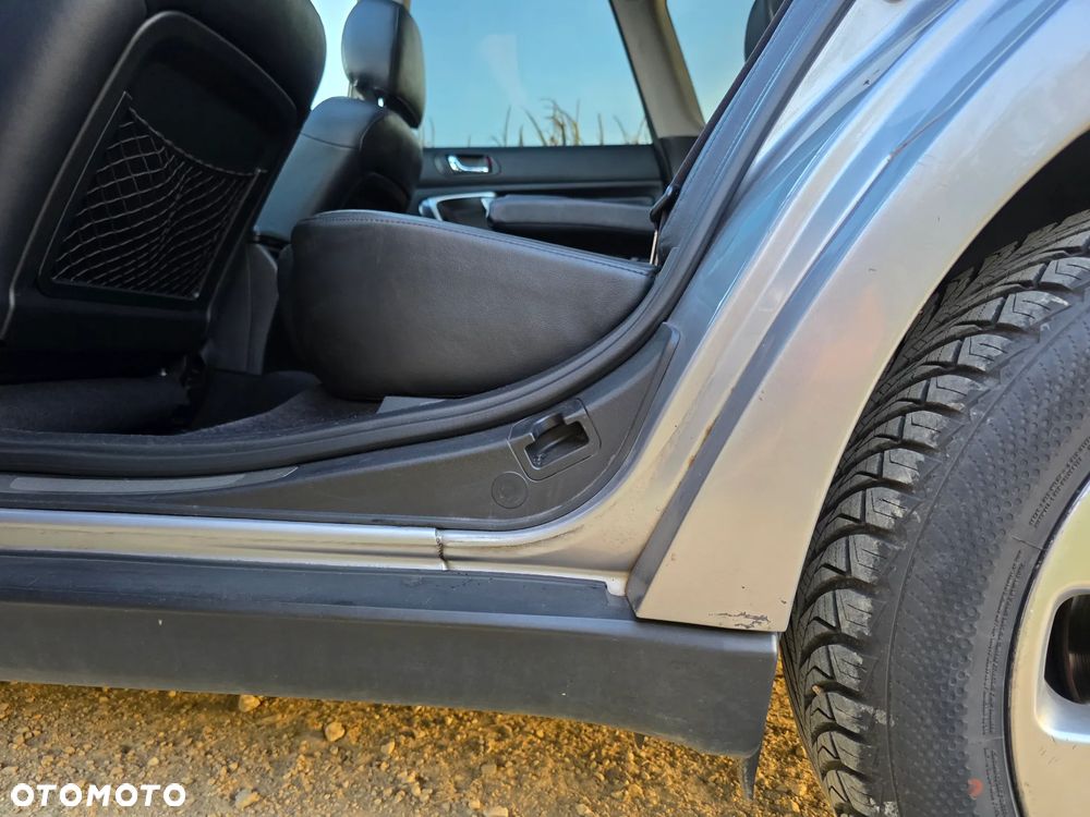 Subaru Outback - 36