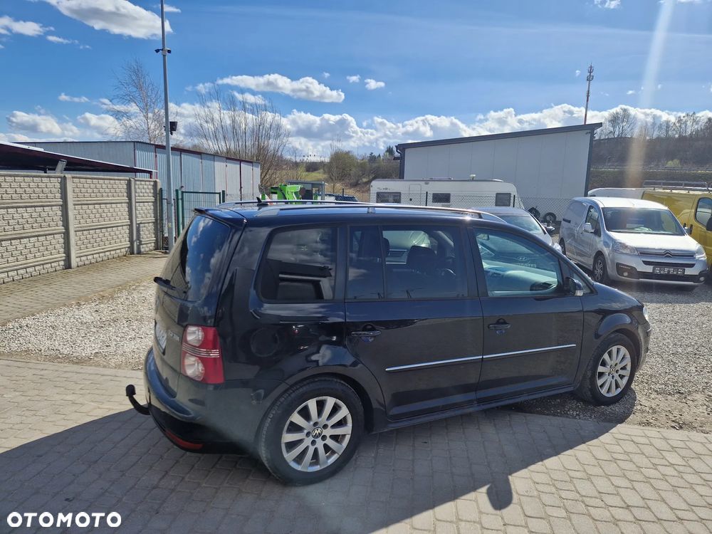 Volkswagen Touran 2.0 TDI DPF Trendline - 7