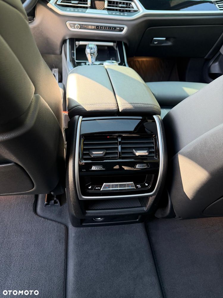 BMW X7 xDrive40d mHEV sport - 22