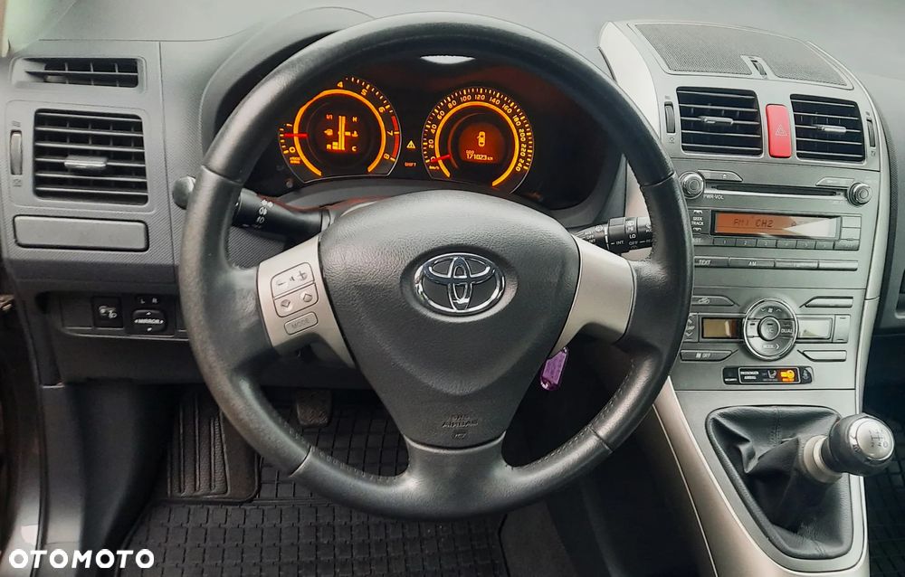 Toyota Auris 1.4 VVT-i Sol - 6