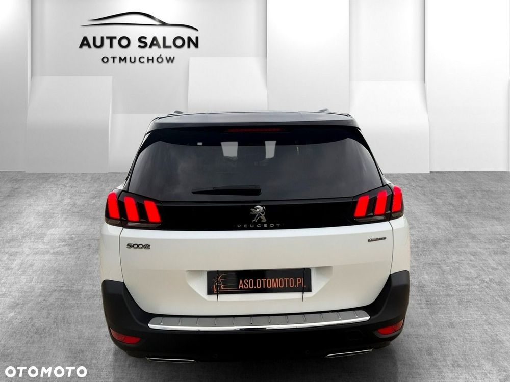 Peugeot 5008 - 5