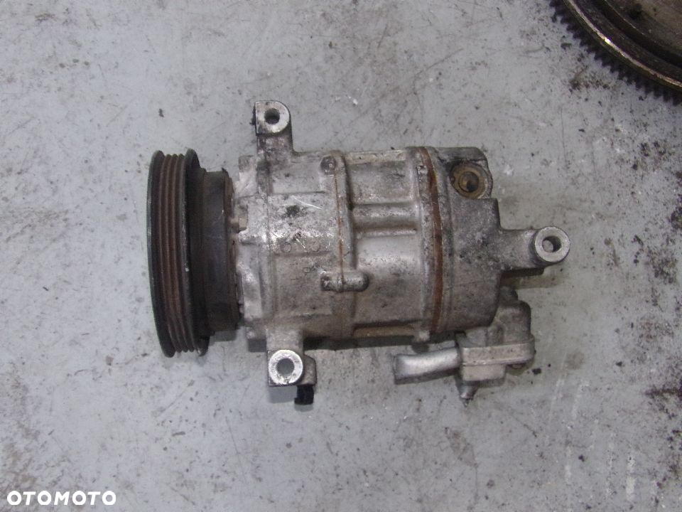 Kompresor klimatyzacji do Fiata Stilo 1.6 16V 4472208630 - 3