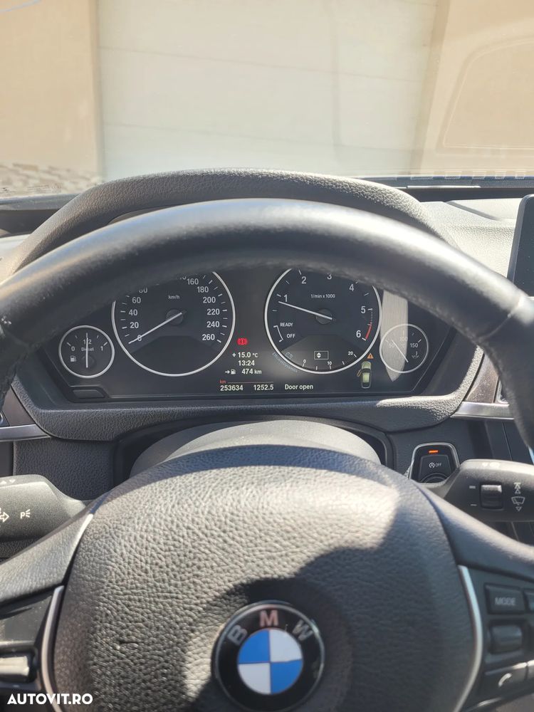 BMW Seria 3 320d xDrive - 5