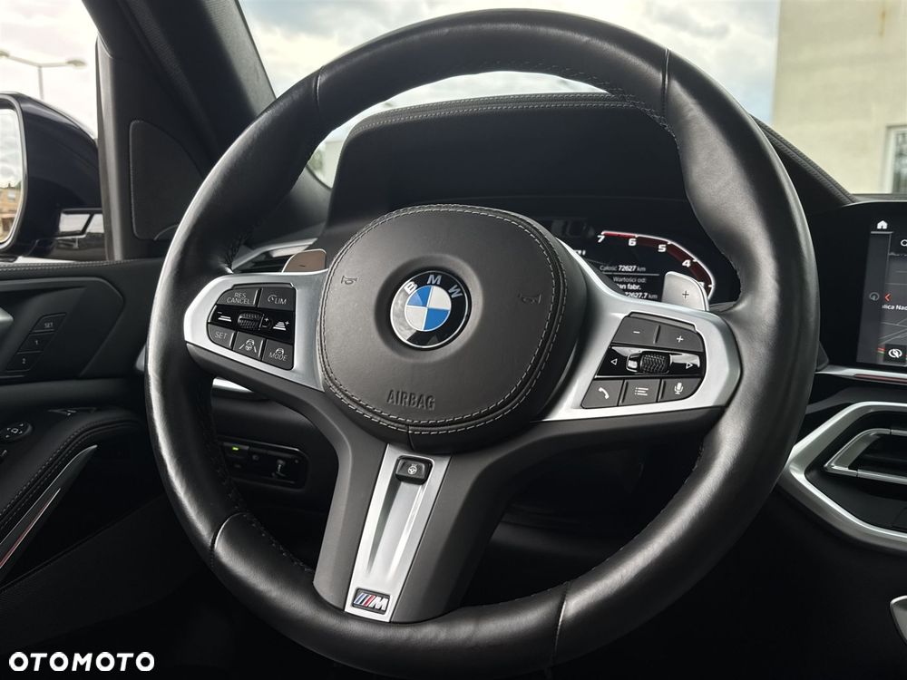 BMW X5 M50i - 10