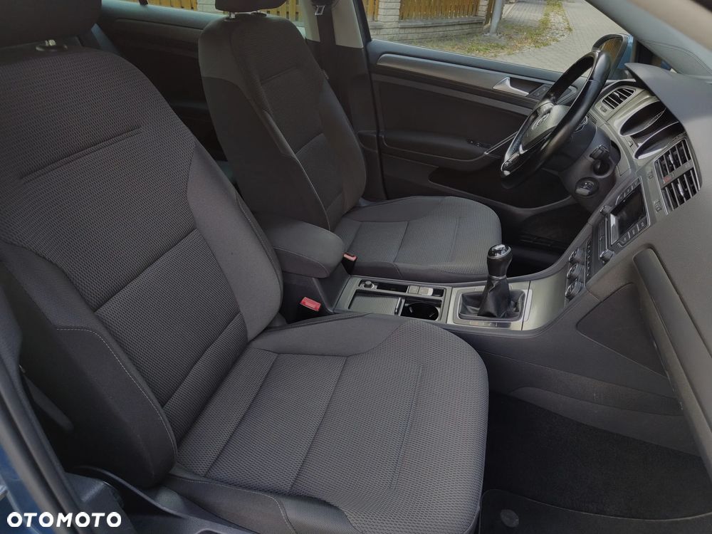 Volkswagen Golf 1.2 TSI BlueMotion Technology Comfortline - 37