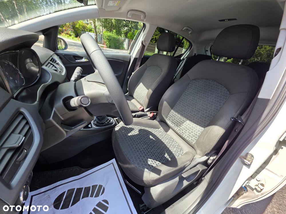 Opel Corsa 1.4 Cosmo - 19