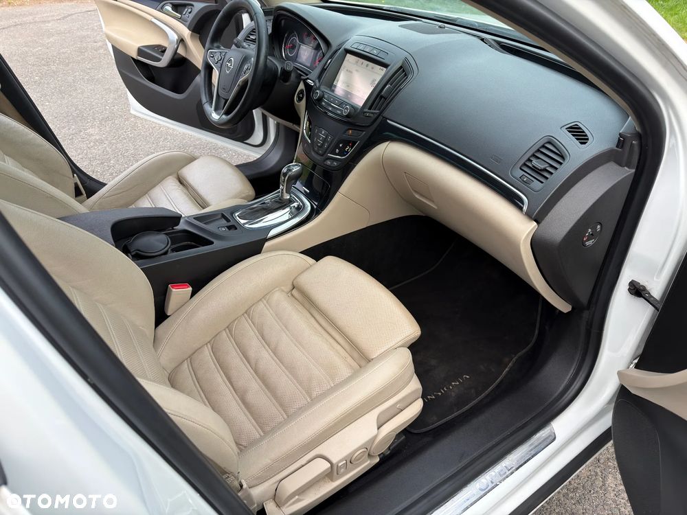 Opel Insignia - 19