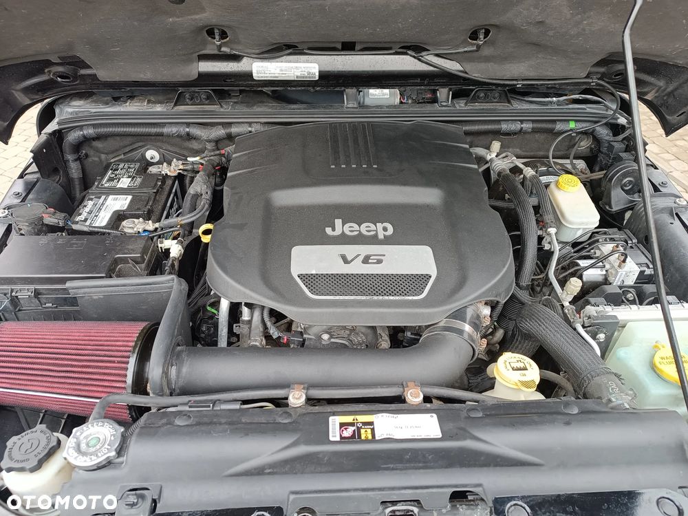 Jeep Wrangler 3.6 Unlim Sahara - 15