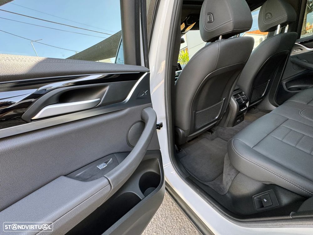 BMW iX3 Inspiring - 25