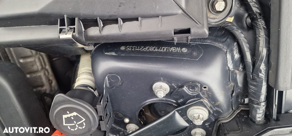 BMW Seria 1 118d - 38