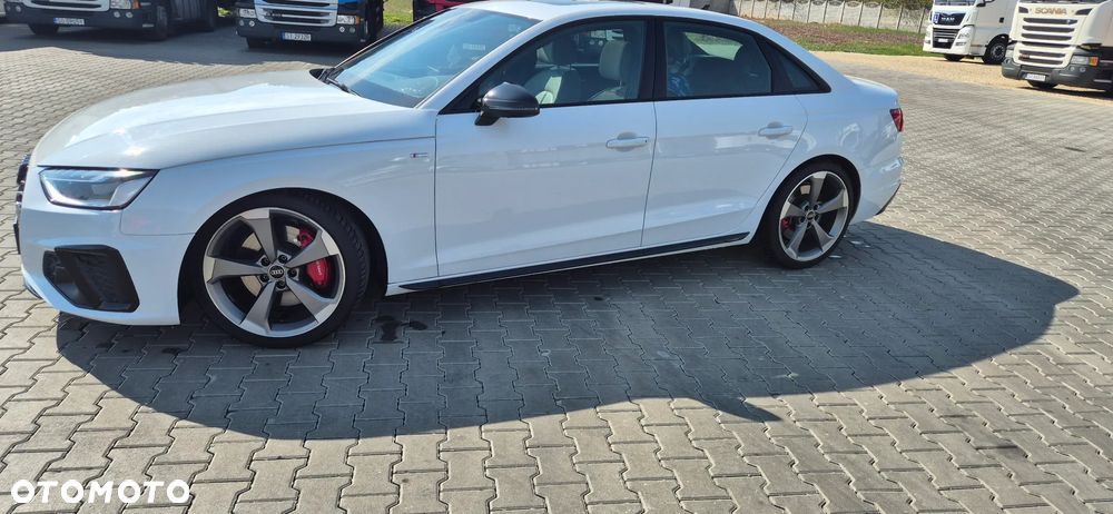 Audi A4 Limousine 45 TFSI quattro S tronic S line - 16