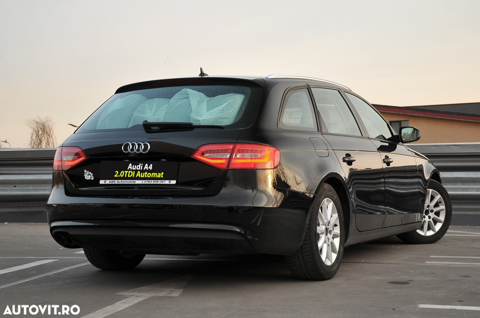 Audi A4 Avant 2.0 TDI DPF multitronic Ambiente - 8