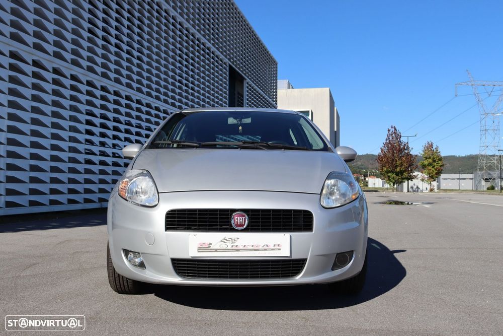 Fiat Grande Punto 1.3 M-Jet Free J15 - 23