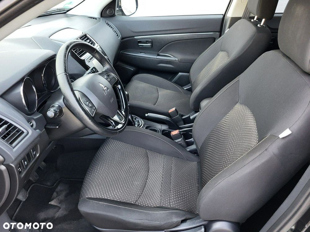 Mitsubishi ASX - 20