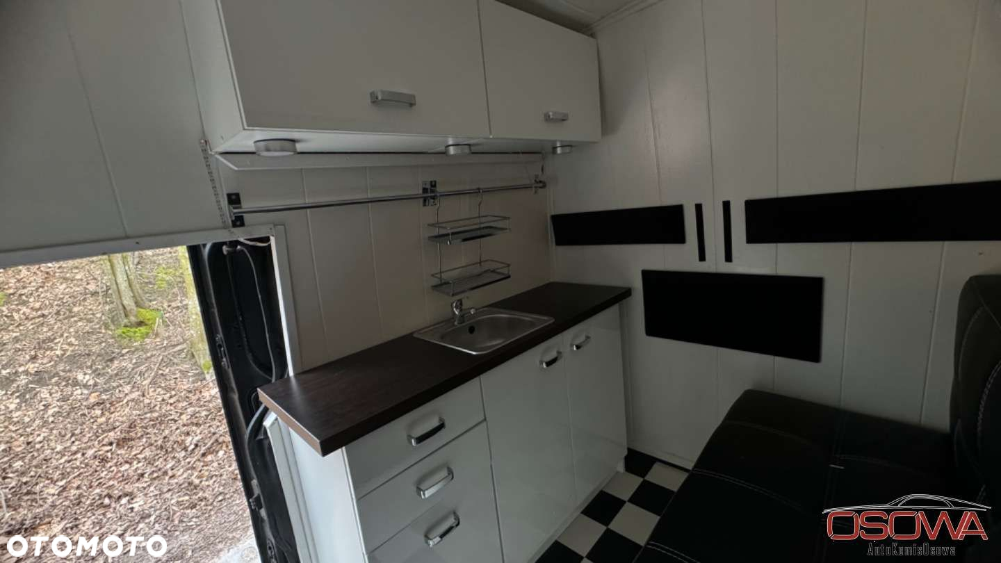 Renault Trafic - 12
