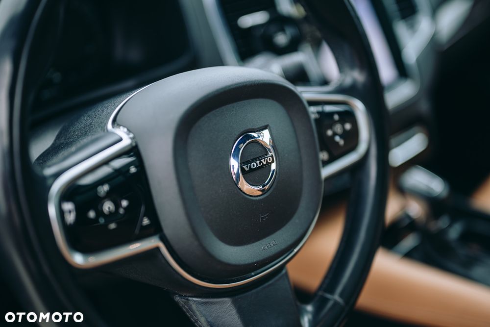 Volvo XC 90 T6 AWD Momentum 7os - 14