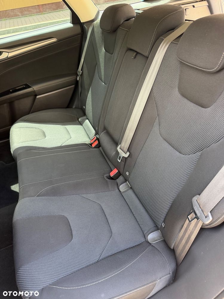 Ford Mondeo 2.0 TDCi Titanium PowerShift - 19