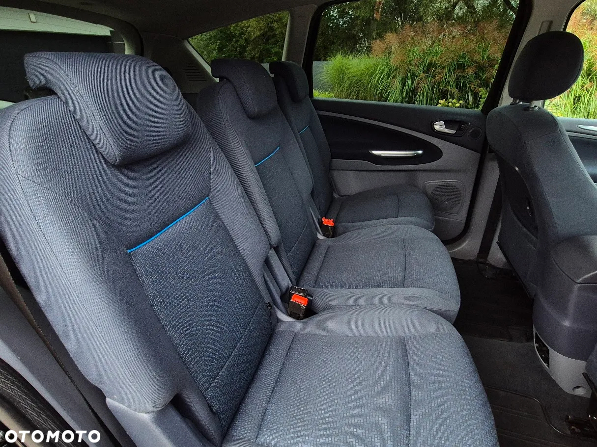 Ford S-Max - 23