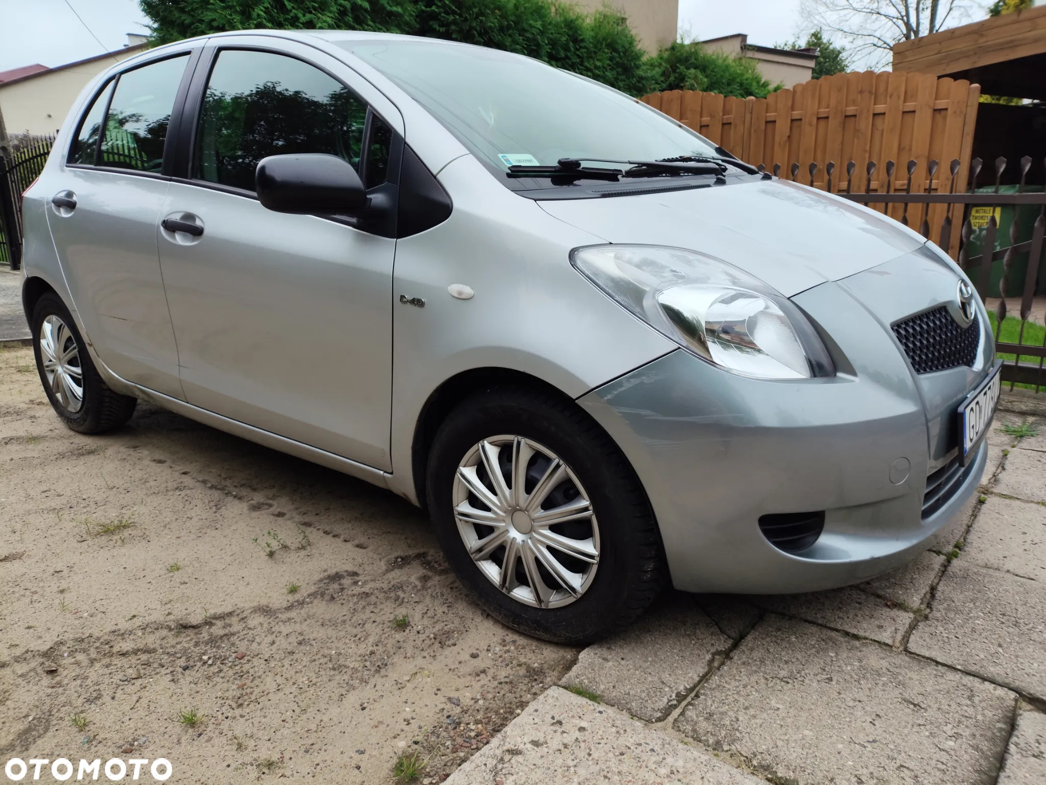 Toyota Yaris - 2