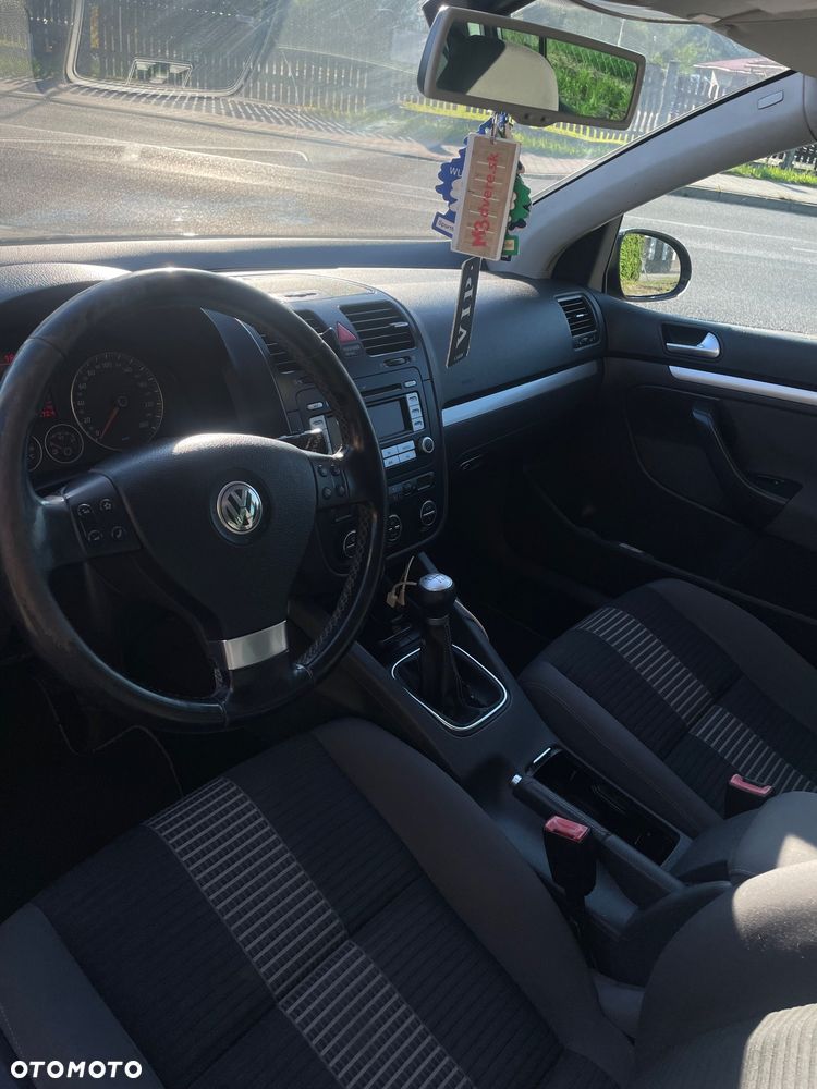 Volkswagen Golf 1.9 TDI Q-Line - 10