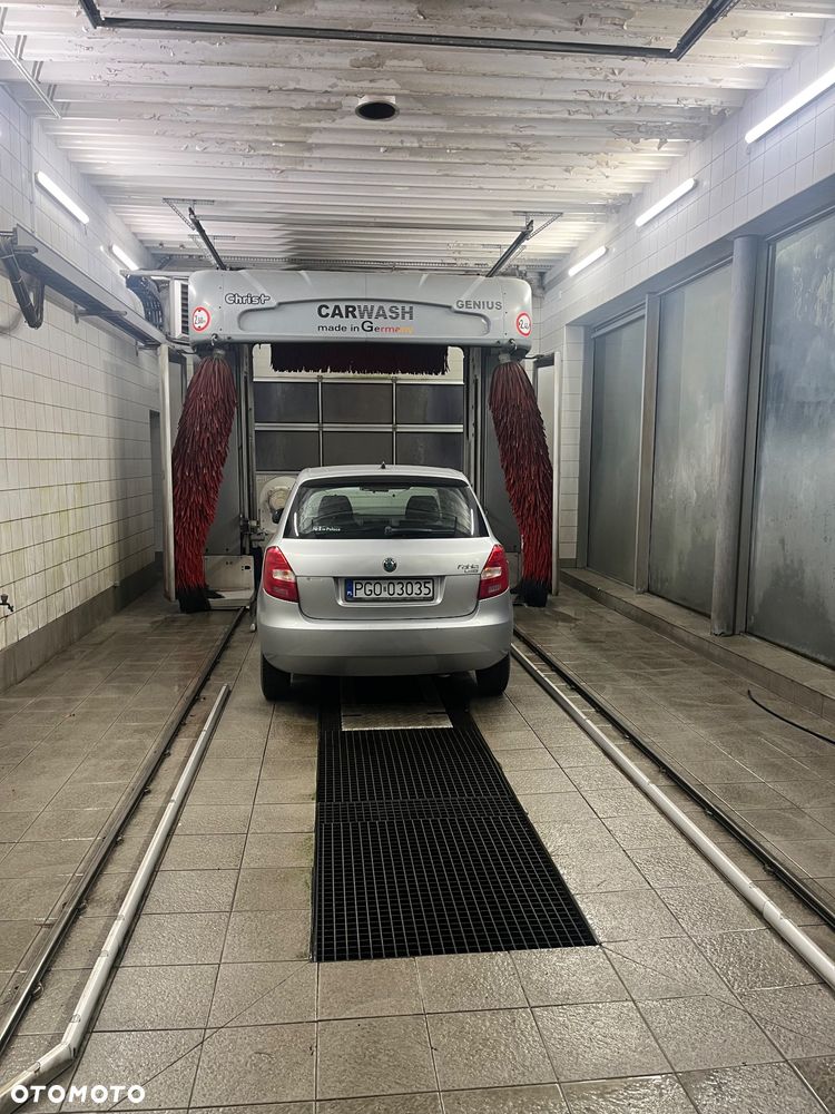 Skoda Fabia - 2