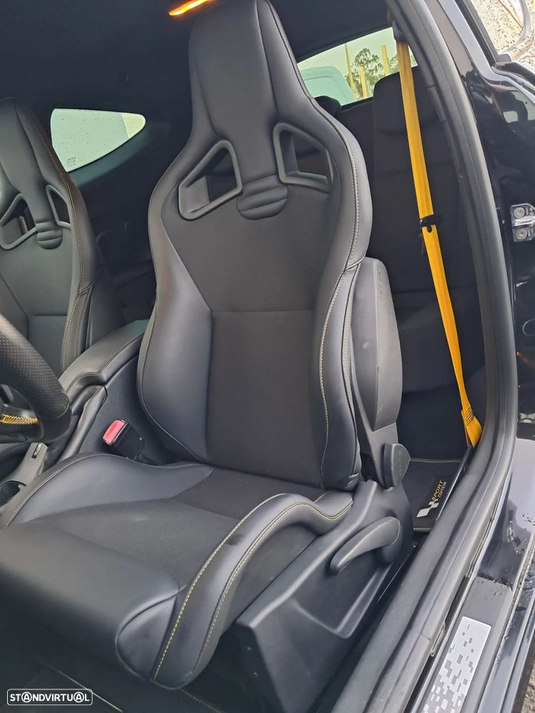 Renault Mégane Coupe 2.0 T 16V RS - 8