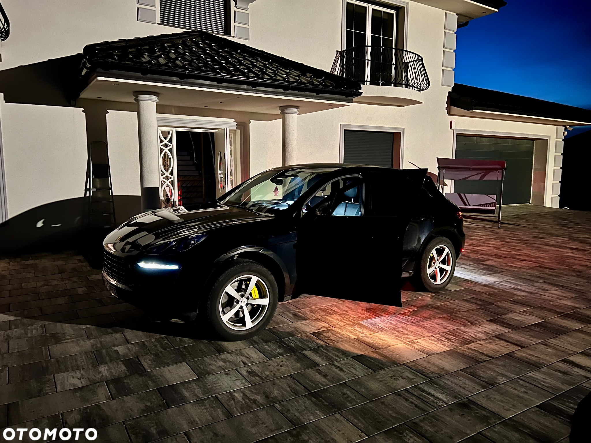 Porsche Macan Standard - 22
