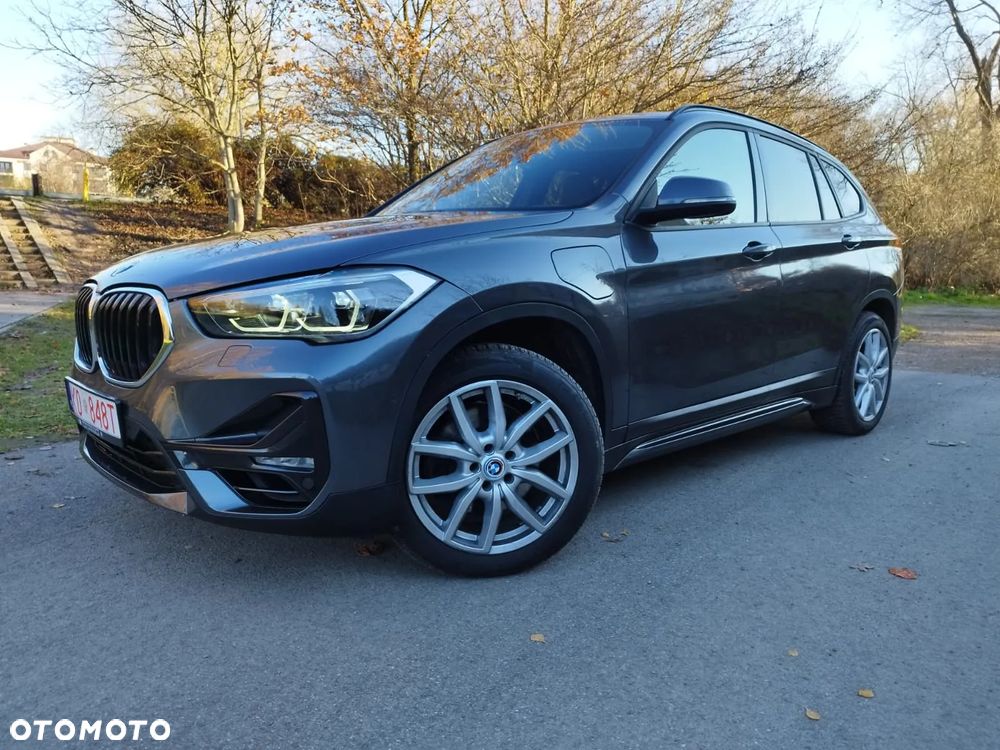 BMW X1 xDrive25e Sport Line - 4