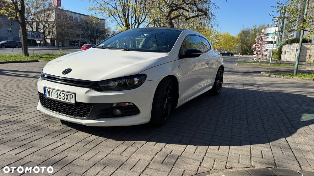 Volkswagen Scirocco 2.0 TSI Perfectline R-Style DSG - 13