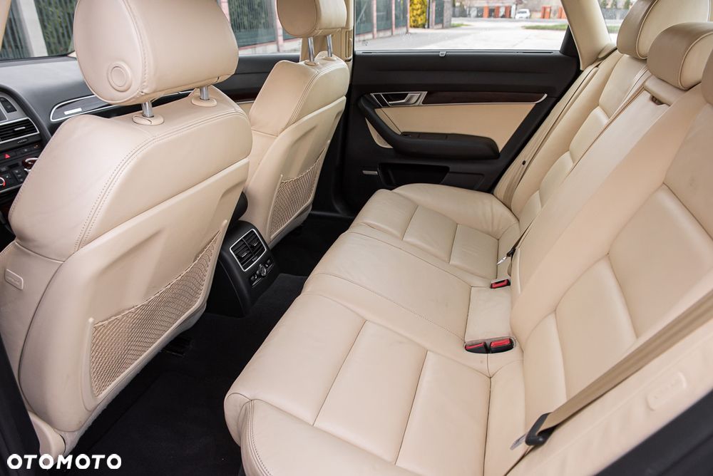 Audi A6 Limousine 3.2 FSI Quattro Tiptronic - 29