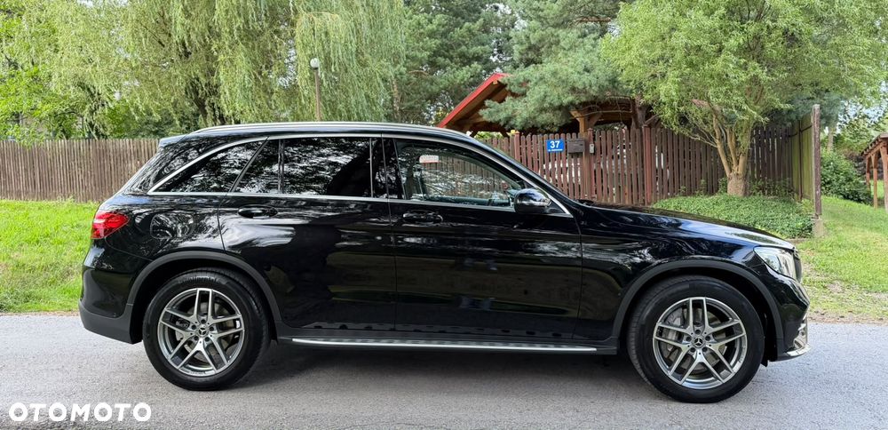 Mercedes-Benz GLC 250 4Matic 9G-TRONIC AMG Line - 6