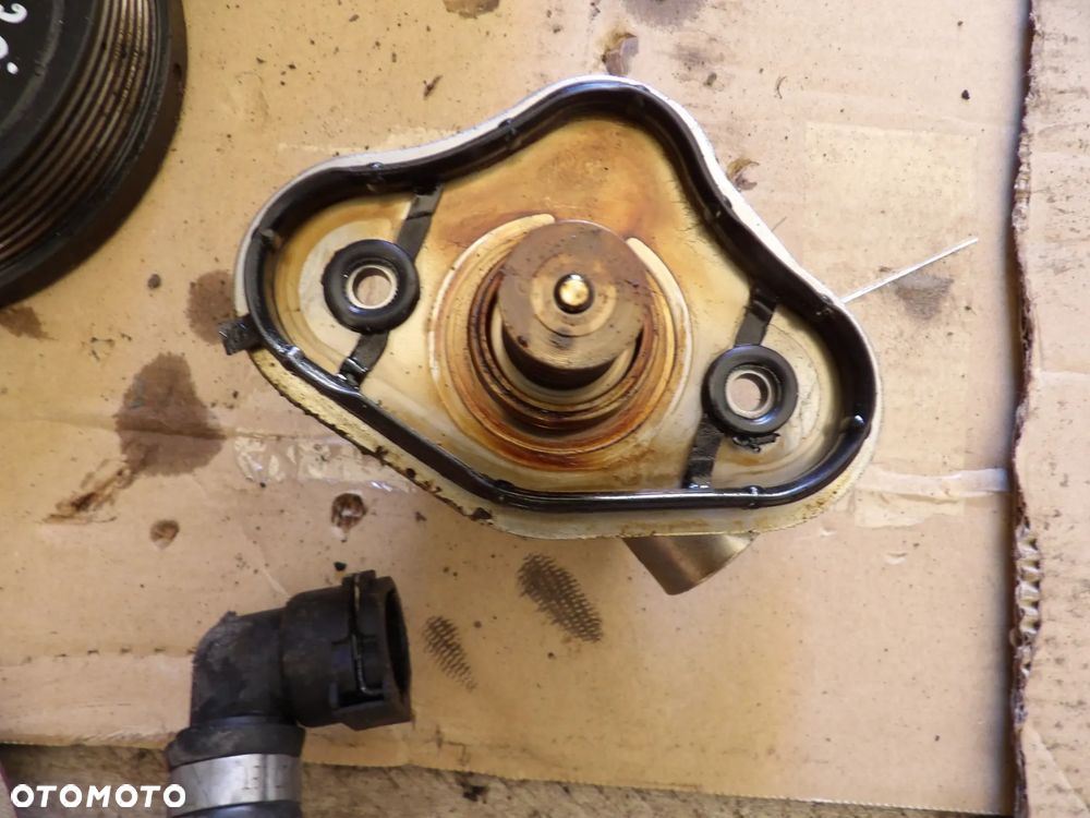 BMW - E81,E90,E91 - N43 , 2.0i - POMPA PALIWA - DEMONTAŻ - 7562473 - 1