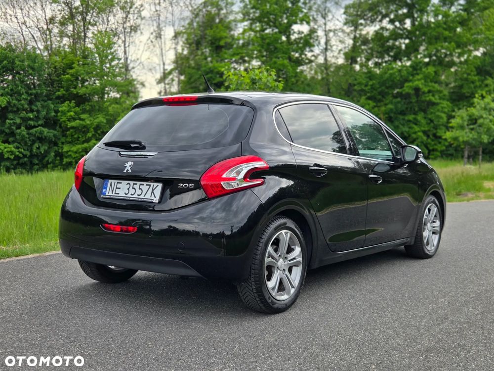 Peugeot 208 95 VTI Allure - 3