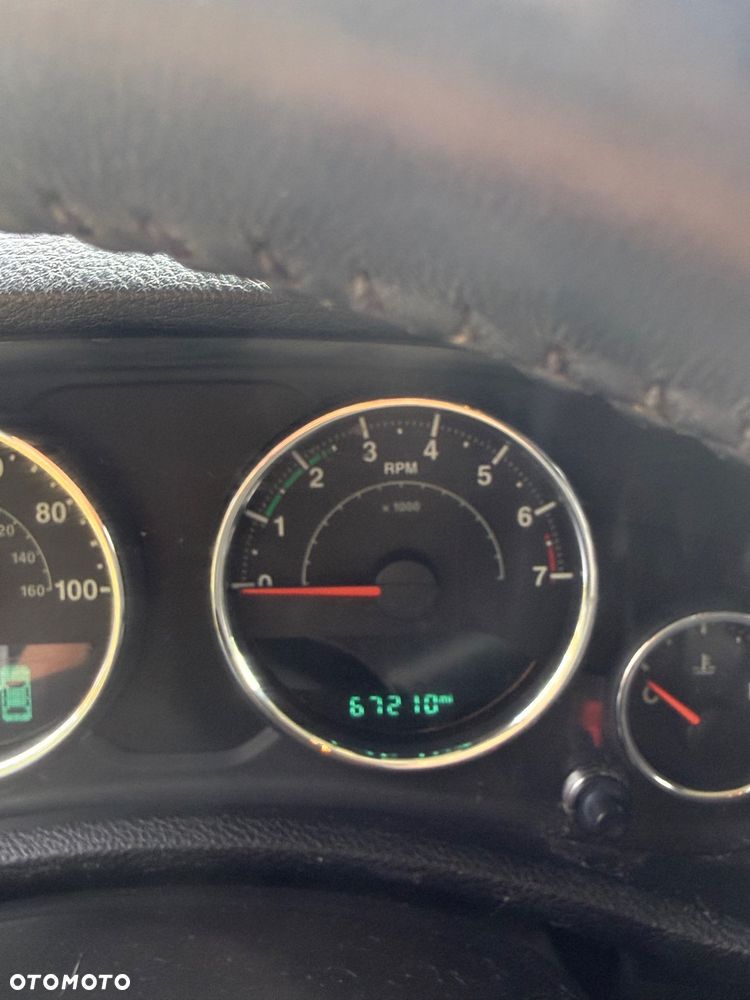 Jeep Wrangler 3.6 Unlim Sahara - 14