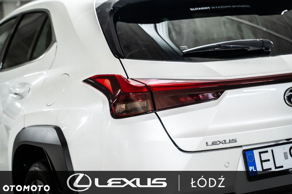 Lexus UX - 7