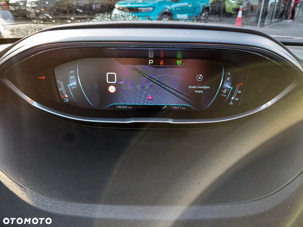 Peugeot 3008 1.2 PureTech Allure S&S EAT6 - 18