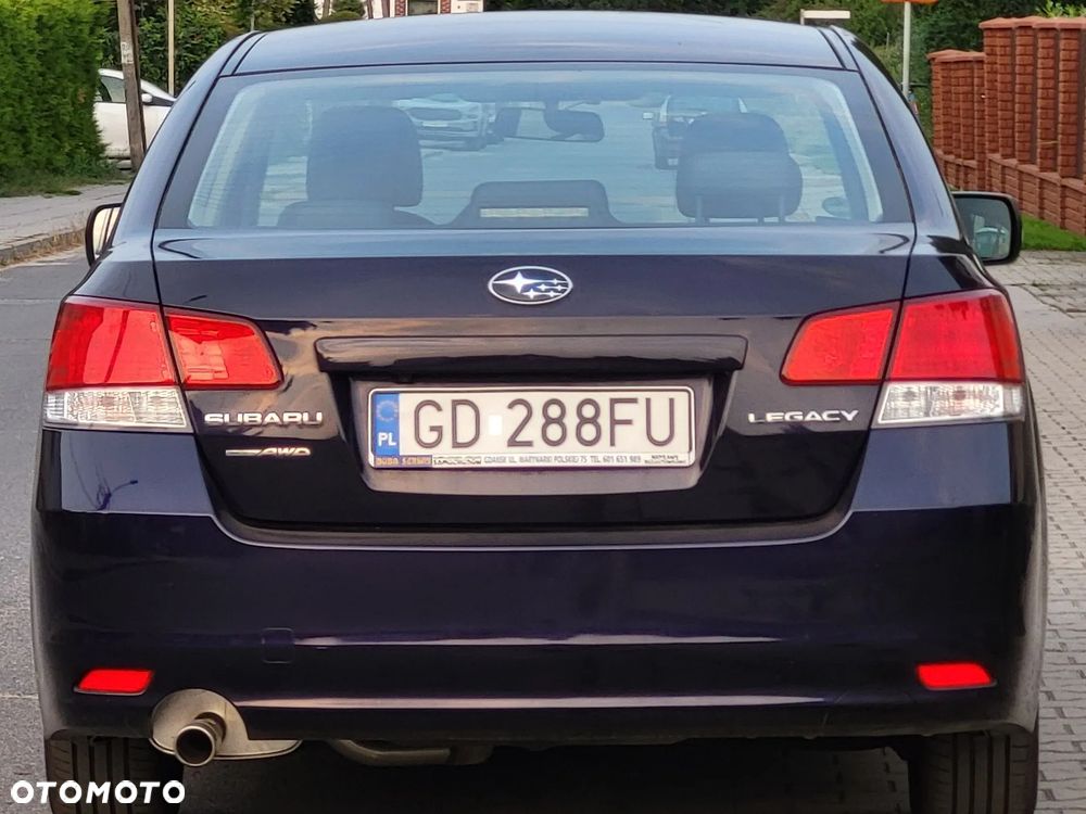 Subaru Legacy 2.0i Comfort Navi - 31