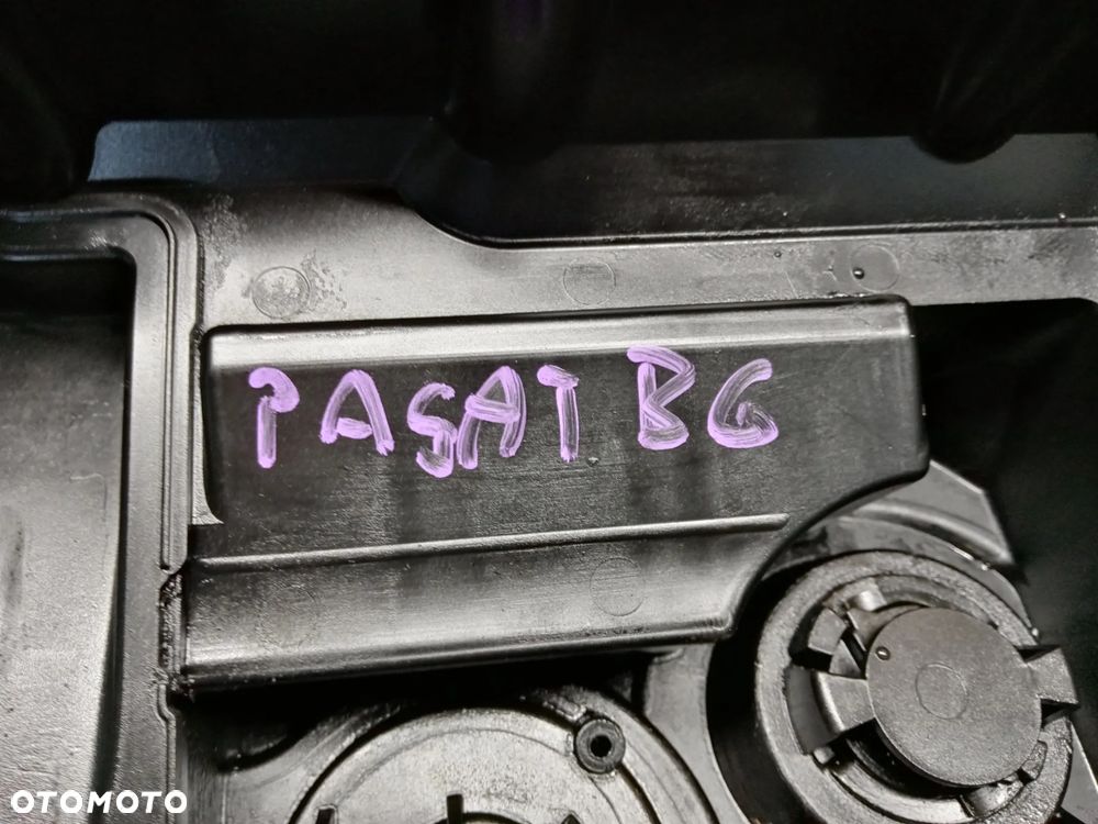 Pokrywa zaworów dekiel VW Passat B6 3C0 2.0 TDI 03G103475D 03G103469M - 9