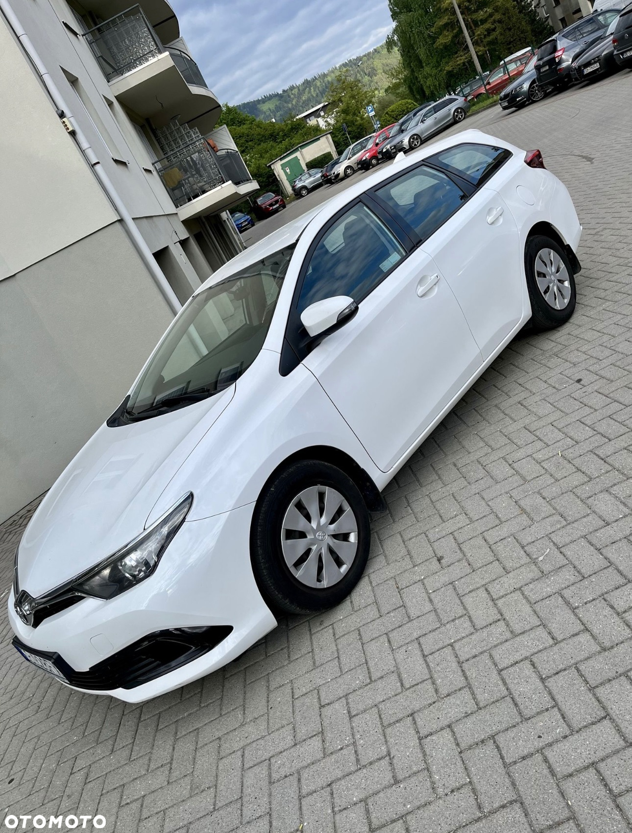 Toyota Auris - 2