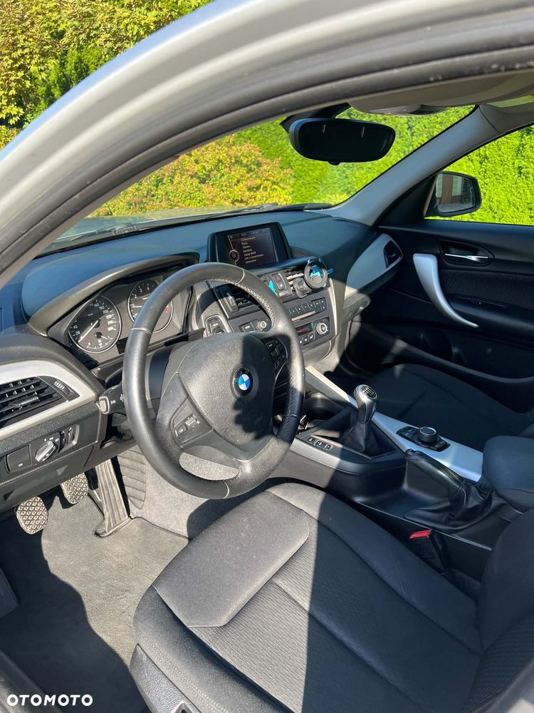 BMW Seria 1 114i - 7