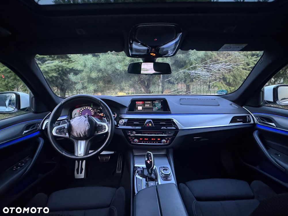 BMW Seria 5 520i M Sport sport - 16