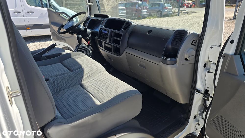 Nissan Cabstar - 16