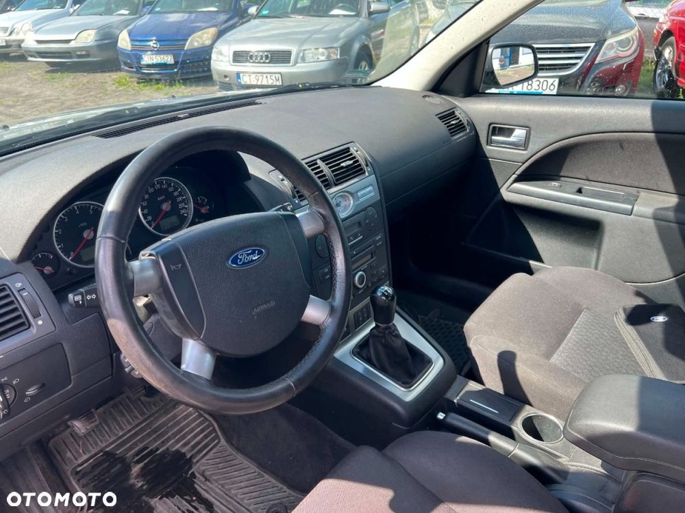 Ford Mondeo SW - 8