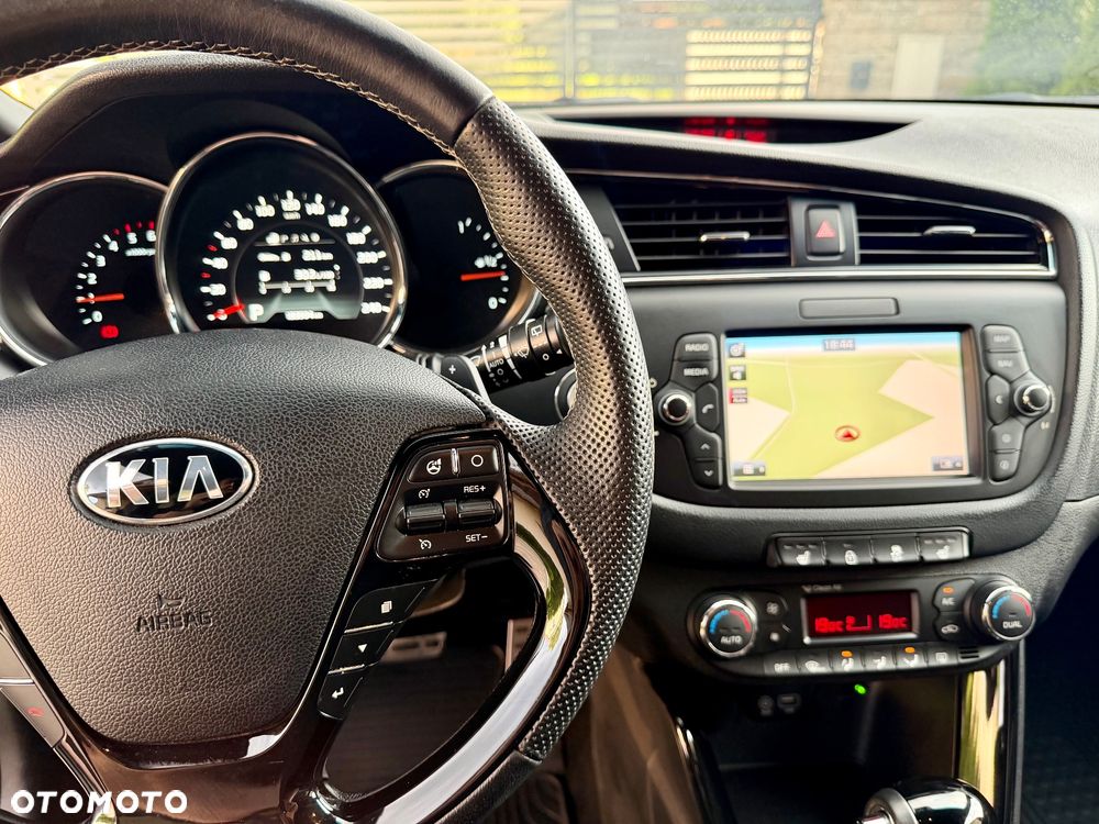 Kia Ceed 1.6 CRDi GT Line DCT - 19