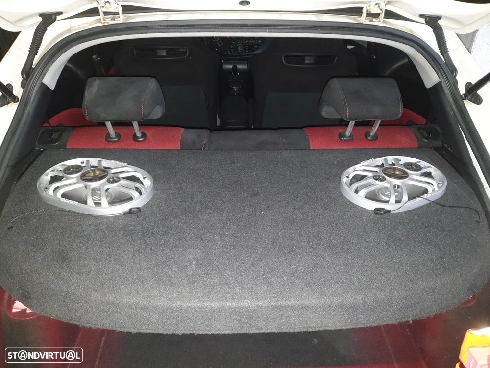 Honda Civic 2.0 i-VTEC Type R Championship White Edition - 25