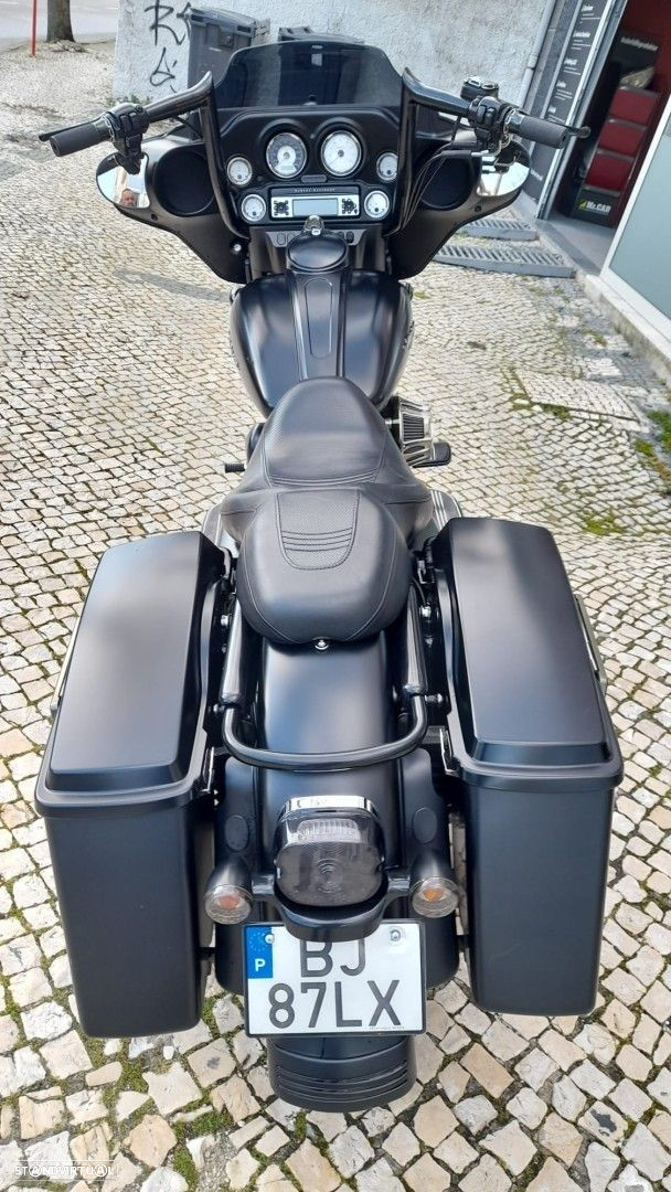 Harley-Davidson FLH X Street Glide - 3