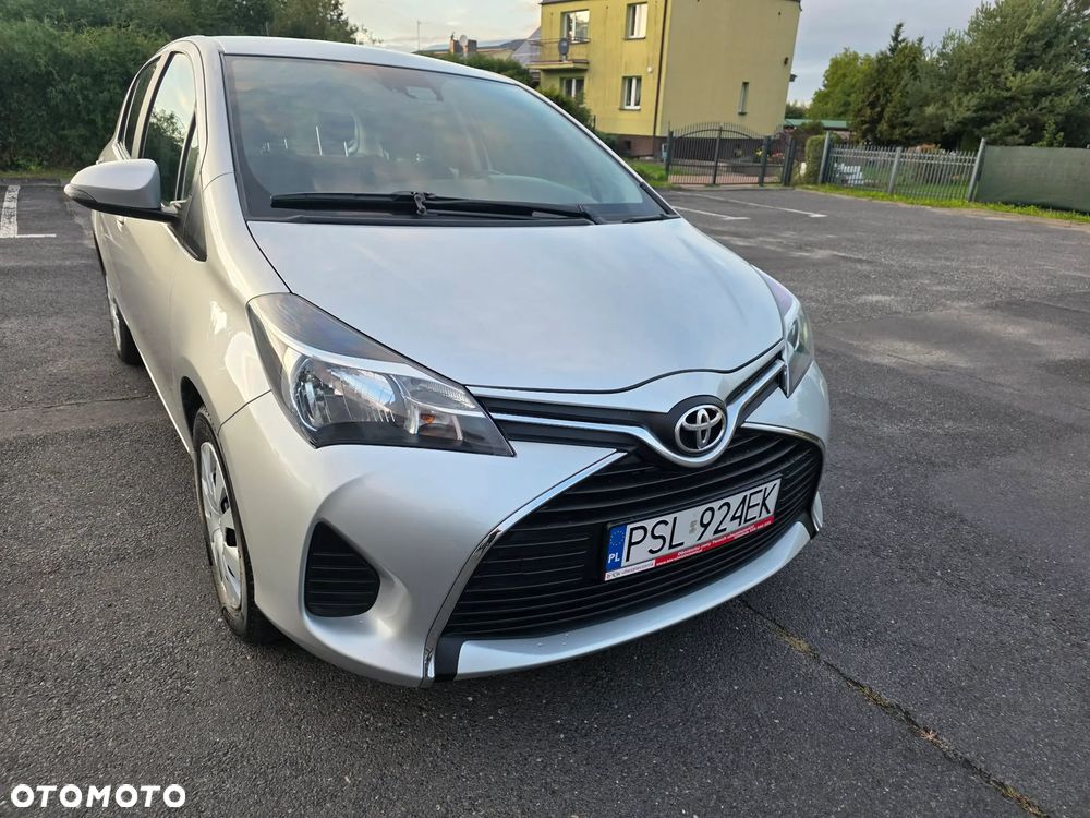 Toyota Yaris - 1