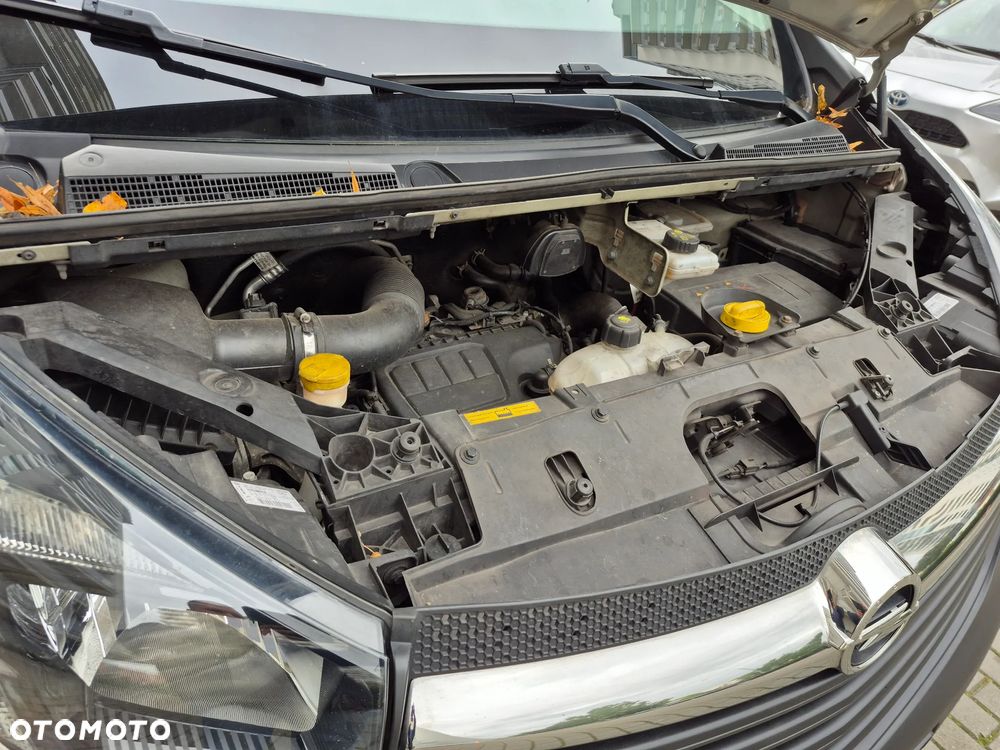 Opel Vivaro - 19