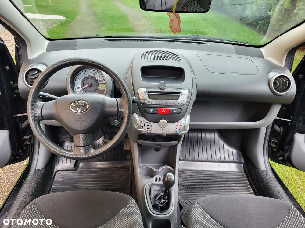 Toyota Aygo - 14